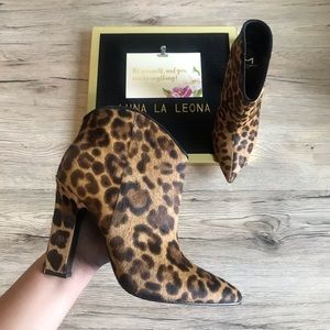 NEW Marc Fisher Miggy Leopard Ankle Booties, size 7